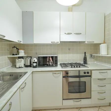 Apartament Lovely In With Wifi
