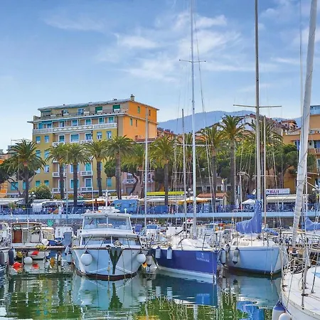 Apartamento Lovely In With Wifi San Remo